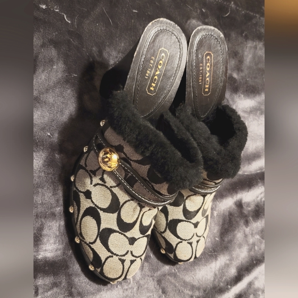 Coach Clogs - Picture 2 of 4